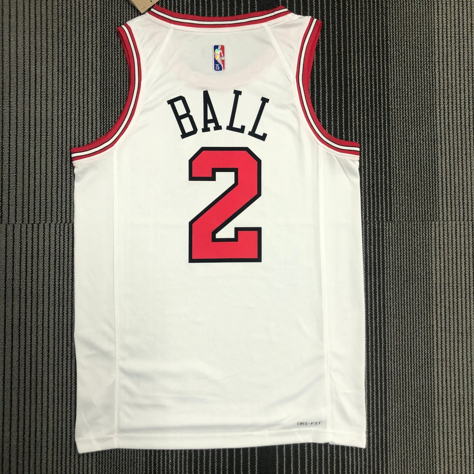 Regata NBA Nike Chicago Bulls 75TH Diamond 21/22 Edition - Imagem 3